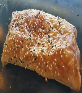 PEYNİRLİ TALAŞ BÖREĞİ